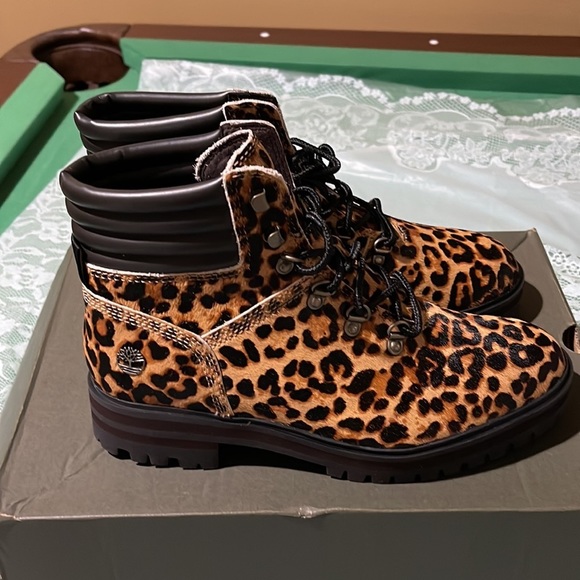 Timberland Shoes - - NWOB Timberland London Square Leopard Print Boots Women Sz 9
